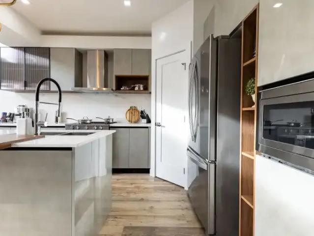 Townhouse 3 Bedroom For Rent Dundurn SK 1850 ES104972711