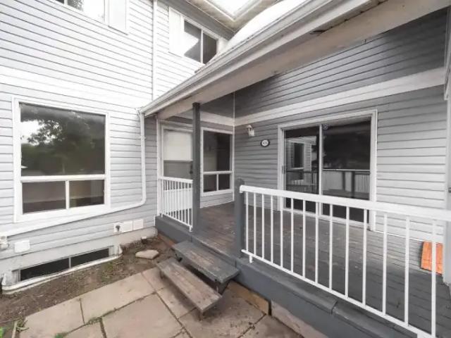 Townhouse 3 Bedroom For Rent Edmonton AB 1650 ES105781744