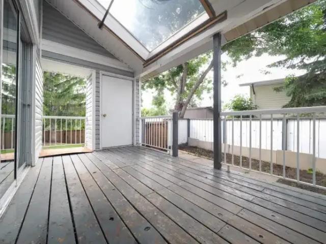 Townhouse 3 Bedroom For Rent Edmonton AB 1650 ES106030937