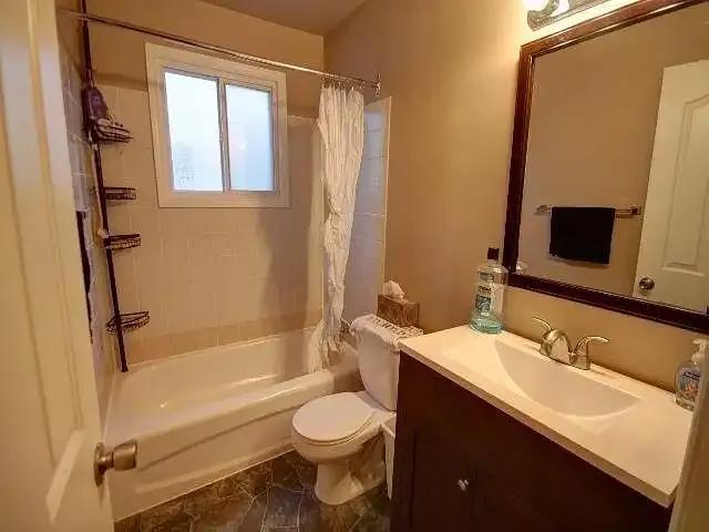 Townhouse 3 Bedroom For Rent Edmonton AB 1759 ES105337645