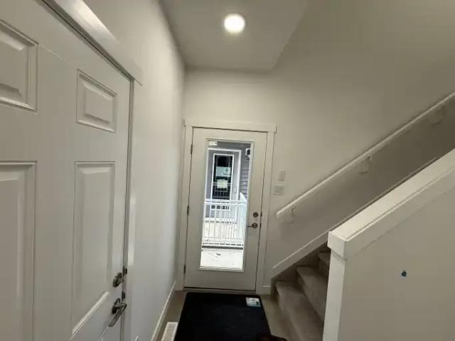 Townhouse 3 Bedroom For Rent Edmonton AB 1825 ES105047959