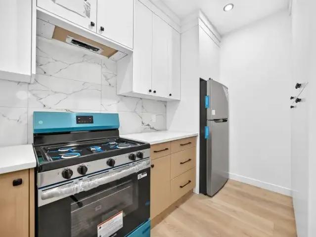 Townhouse 3 Bedroom For Rent Edmonton AB 1899 ES105653941