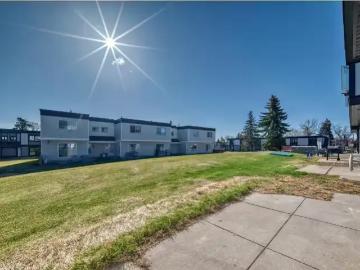 Townhouse 3 Bedroom For Rent Edmonton AB 1900 ES103410725