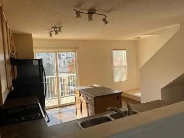 Townhouse 3 Bedroom For Rent Edmonton AB 1900 ES103541851