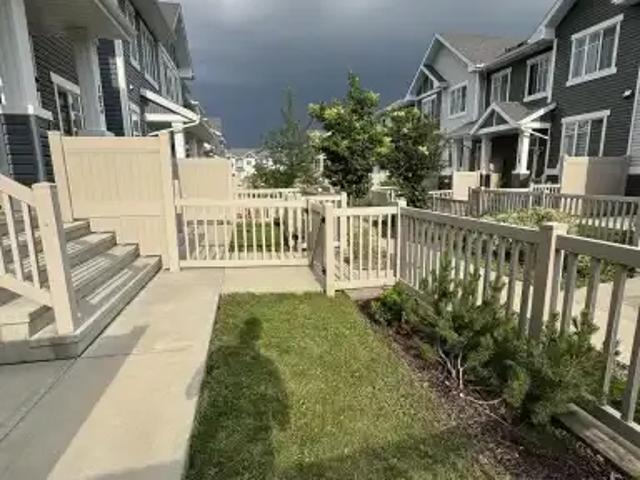Townhouse 3 Bedroom For Rent Edmonton AB 1950 ES103651833