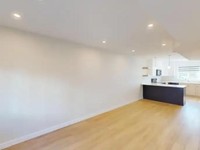 Townhouse 3 Bedroom For Rent Edmonton AB 1950 ES105135643