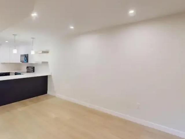 Townhouse 3 Bedroom For Rent Edmonton AB 1950 ES105150906