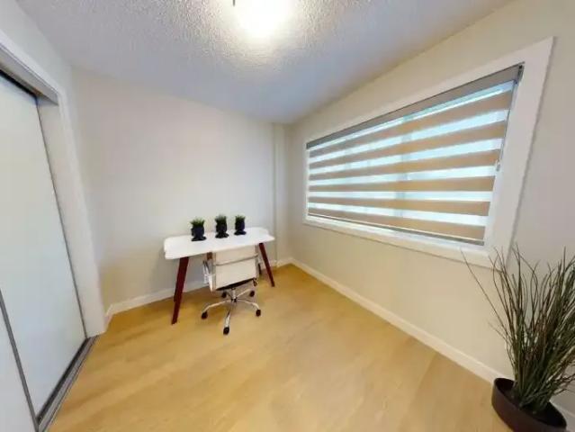 Townhouse 3 Bedroom For Rent Edmonton AB 1999 ES104972131