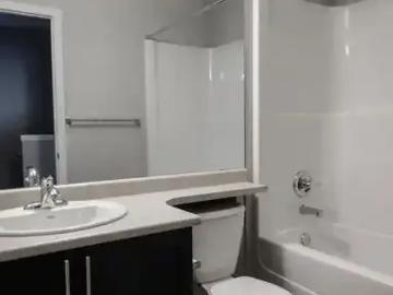 Townhouse 3 Bedroom For Rent Edmonton AB 2000 ELS102658490