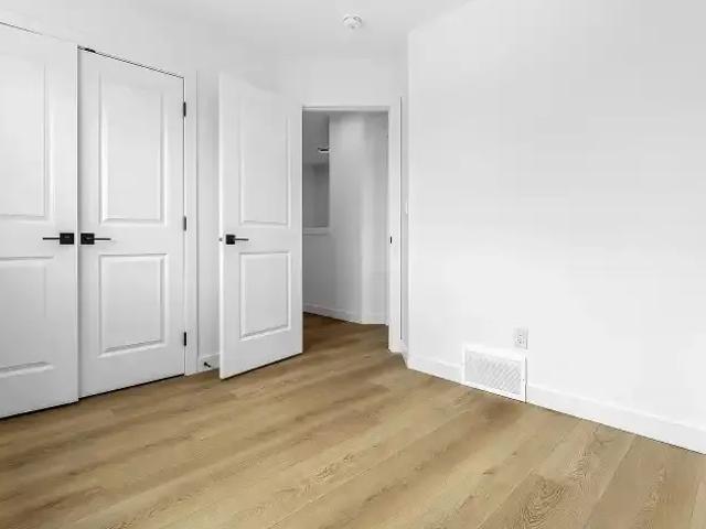 Townhouse 3 Bedroom For Rent Edmonton AB 2000 ES106134252