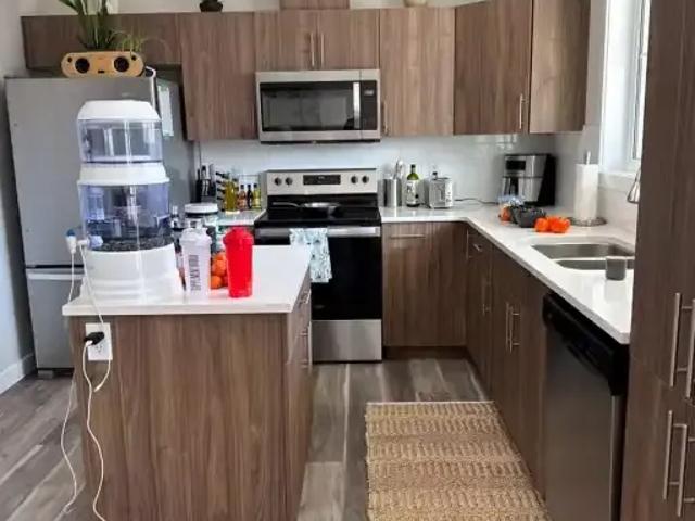 Townhouse 3 Bedroom For Rent Edmonton AB 2150 ES105580832