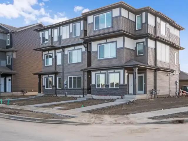Townhouse 3 Bedroom For Rent Edmonton AB 2275 ES105737962