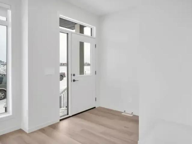 Townhouse 3 Bedroom For Rent Edmonton AB 2300 ES105643300
