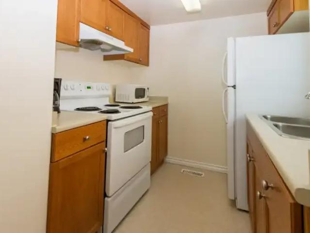 Townhouse 3 Bedroom For Rent Grande Cache AB 1600 ES105149181