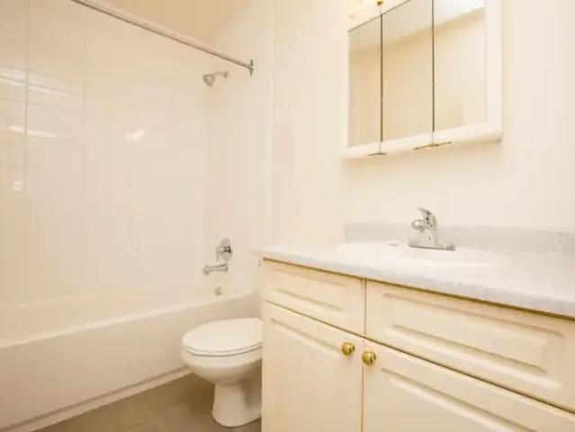 Townhouse 3 Bedroom For Rent Grande Prairie AB 1709 ES102951065