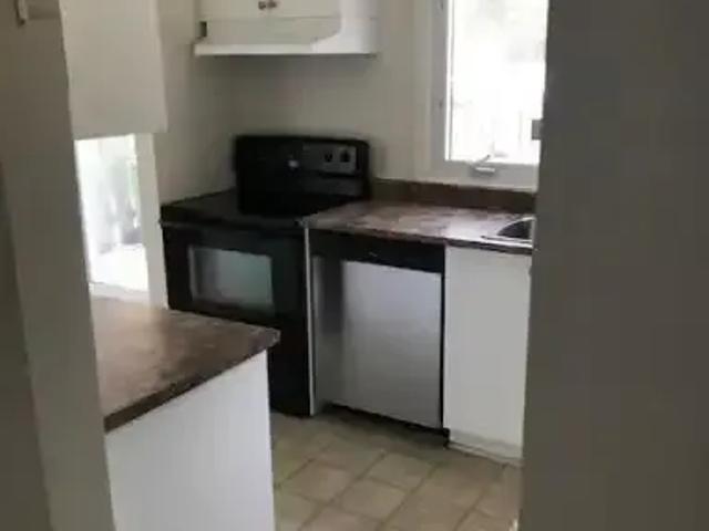 Townhouse 3 Bedroom For Rent Kanata ON 2460 ES102846925