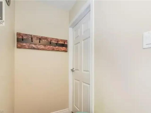 Townhouse 3 Bedroom For Rent Kitchener ON 2649 ES103740019