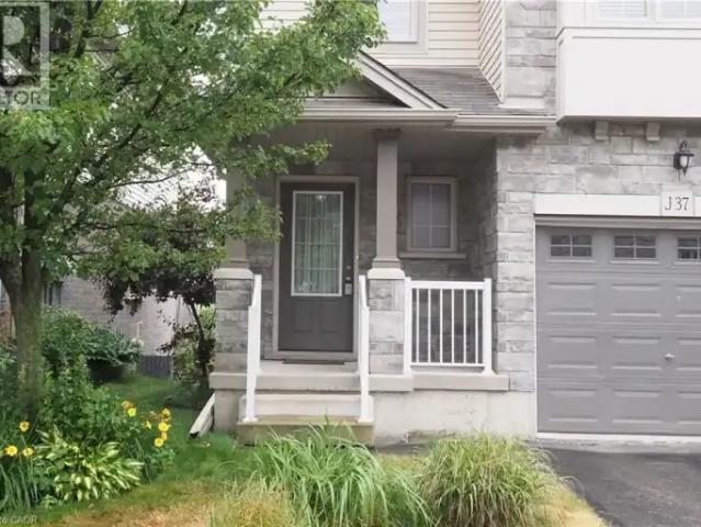 Townhouse 3 Bedroom For Rent Kitchener ON 2750 ES105486564