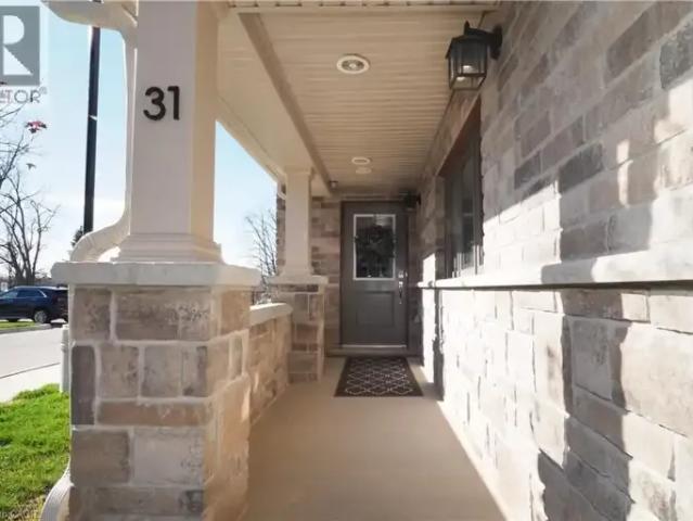 Townhouse 3 Bedroom For Rent Kitchener ON 2800 ES105526222
