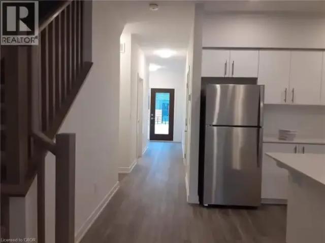 Townhouse 3 Bedroom For Rent Kitchener ON 2850 ES105004890