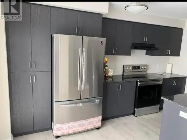 Townhouse 3 Bedroom For Rent Kitchener ON 2900 ELS105004767