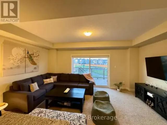 Townhouse 3 Bedroom For Rent Kitchener ON 3100 ES101789820