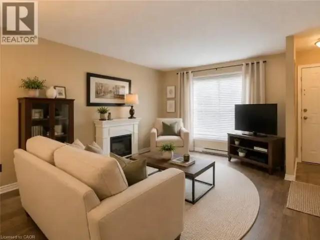 Townhouse 3 Bedroom For Rent London ON 2099 ES105467372