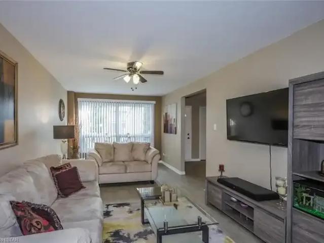 Townhouse 3 Bedroom For Rent London ON 2550 ES105281749