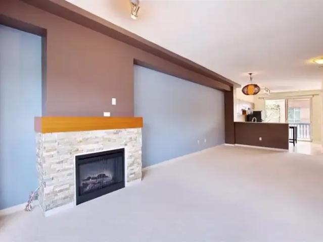 Townhouse 3 Bedroom For Rent Port Moody BC 2200 ES105601815