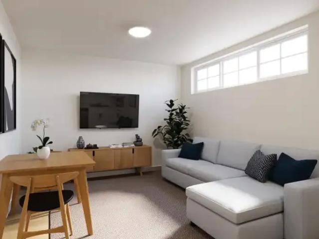 Townhouse 3 Bedroom For Rent Regina SK 2049 ES102052177