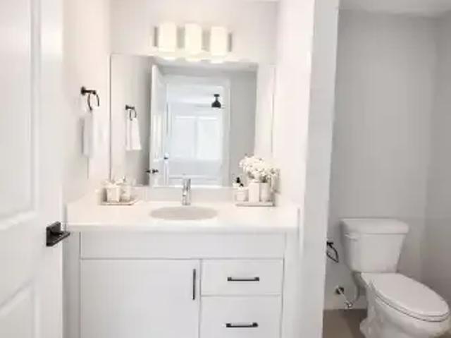 Townhouse 3 Bedroom For Rent Red Deer AB 2780 ES104179451