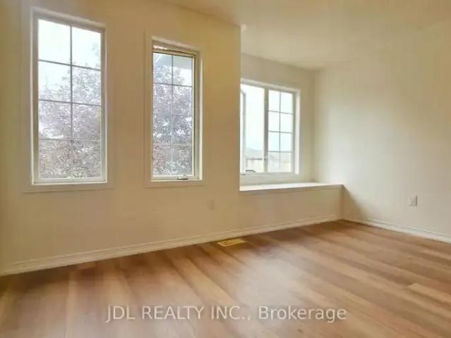 Townhouse 3 Bedroom For Rent Richmond Hill ON 3400 ES105554535