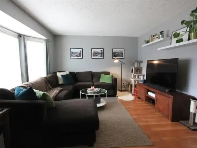 Townhouse 3 Bedroom For Rent Stony Plain AB 1975 ES104841834