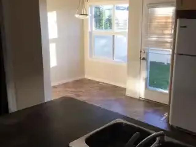 Townhouse 3 Bedroom For Rent Strathmore AB 1850 ES105110858
