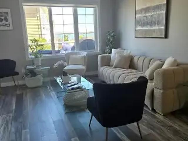 Townhouse 3 Bedroom For Rent Sylvan Lake AB 3500 ES104598309