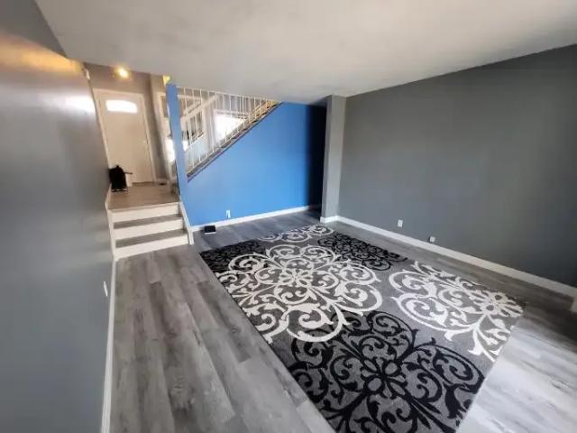 Townhouse 3 Bedroom For Rent Saskatoon SK 2000 ES103541932