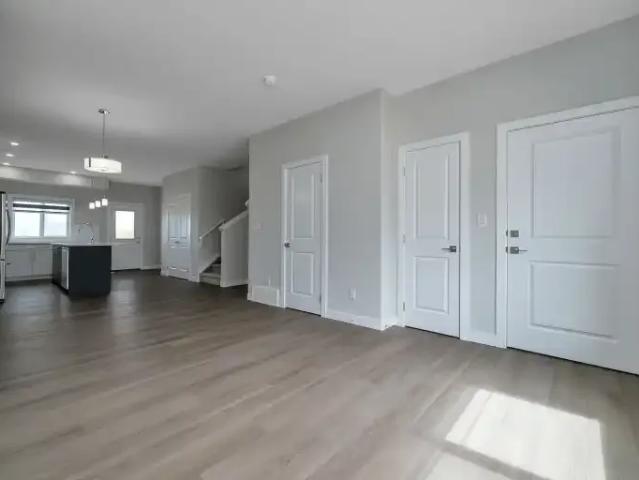 Townhouse 3 Bedroom For Rent Spruce Grove AB 1925 ES103958726