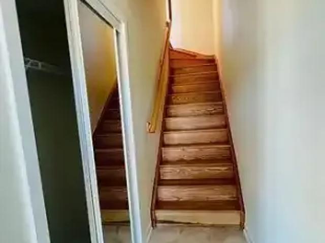 Townhouse 3 Bedroom For Rent Thorold ON 2200 ES103958819