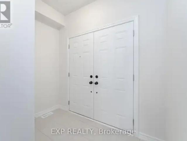 Townhouse 3 Bedroom For Rent Thorold ON 2300 ES103030745