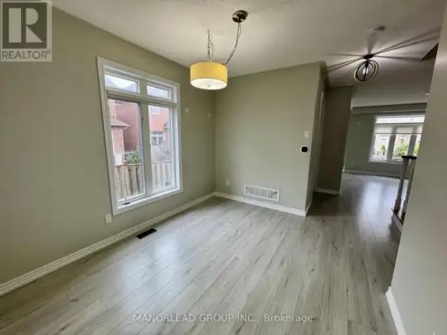 Townhouse 3 Bedroom For Rent Vaughan ON 3850 ELS105135797