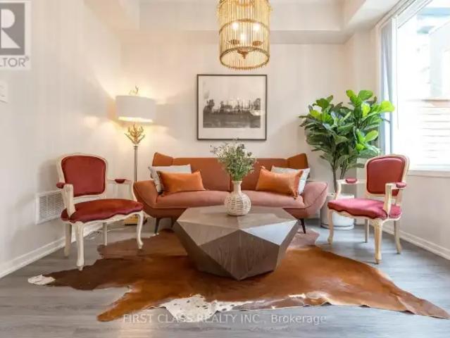 Townhouse 3 Bedroom For Rent Vaughan ON 3800 ES105654284