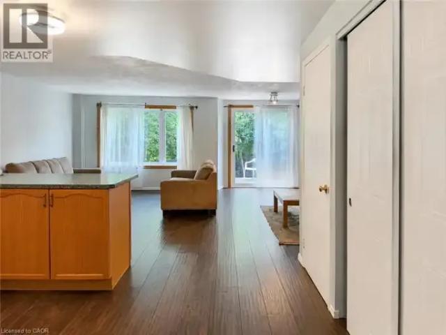 Townhouse 3 Bedroom For Rent Waterloo ON 2700 ES104106877
