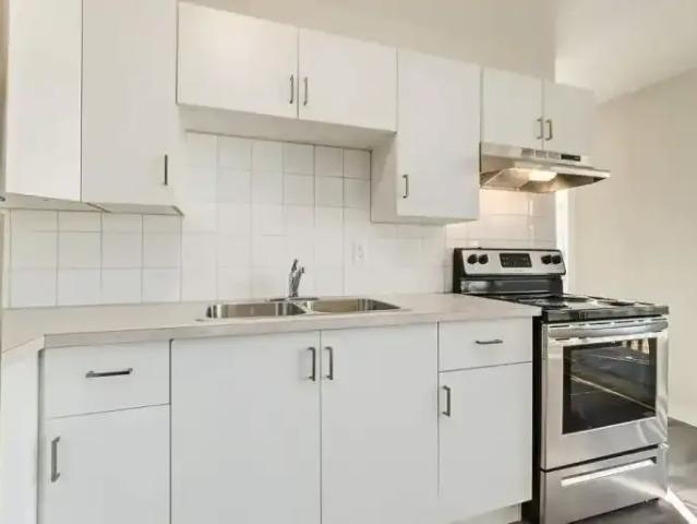 Townhouse 3 Bedroom For Rent Wetaskiwin AB 1184 ES103010954