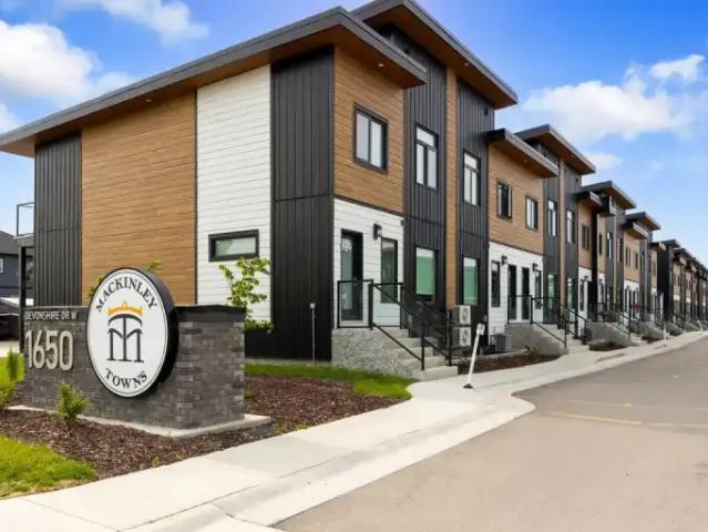 Townhouse 3 Bedroom For Rent Winnipeg MB 2445 ES101826132