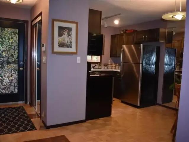 Townhouse 3 Bedroom For Rent Winnipeg MB 2050 ES103920473