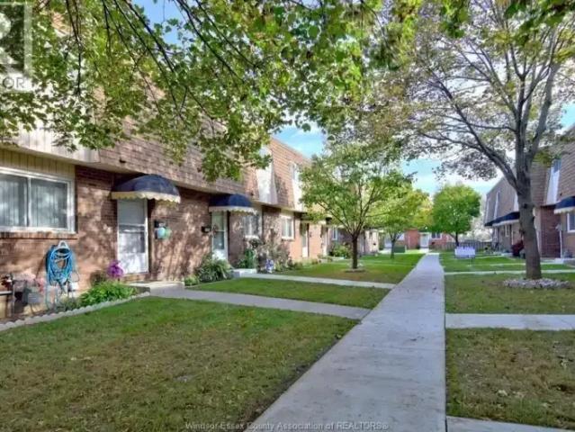 Townhouse 3 Bedroom For Rent Windsor ON 2150 ES103542368