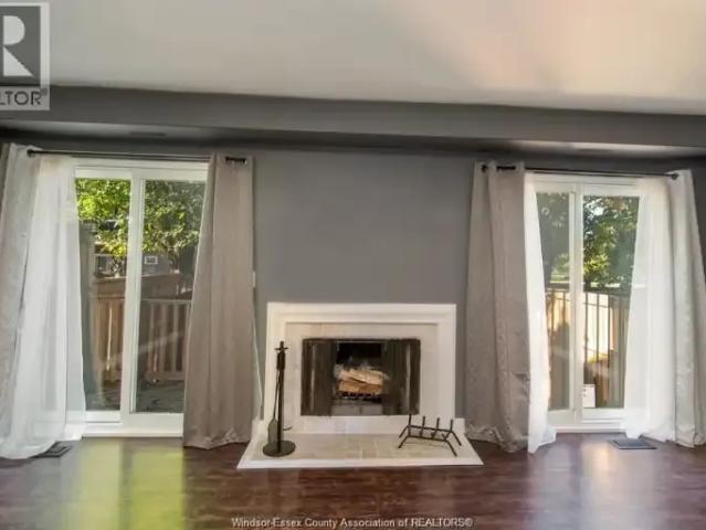 Townhouse 3 Bedroom For Rent Windsor ON 2575 ES105087974