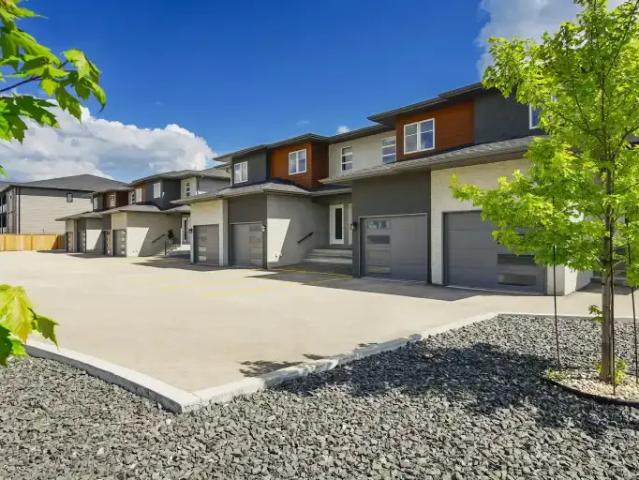 Townhouse 1 Bedroom For Rent Blumenort MB 1025 ES105820795