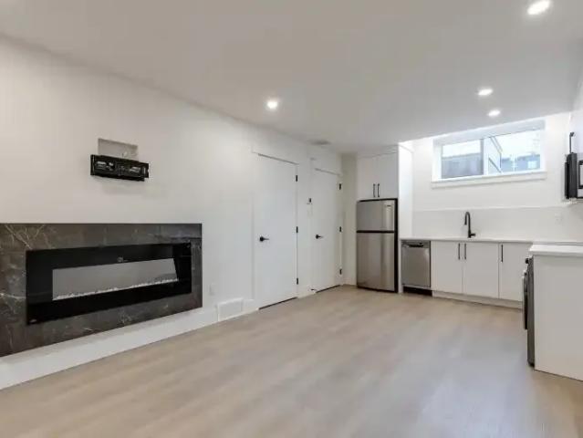 Townhouse 1 Bedroom For Rent Calgary AB 1195 ES105467233