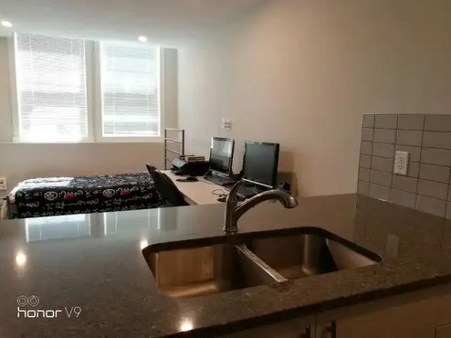 Townhouse 1 Bedroom For Rent Calgary AB 1100 ES104782716